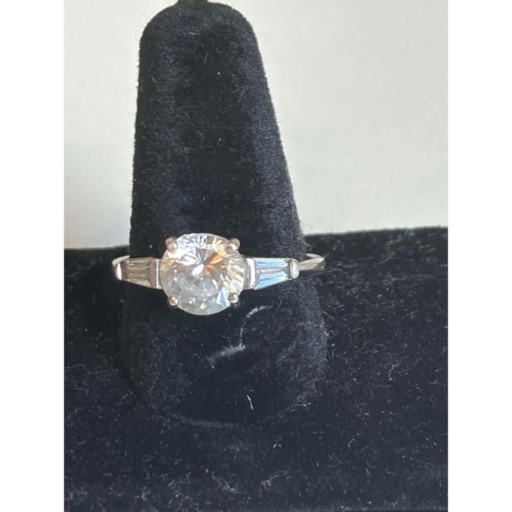 FAS 925 Sterling Silver Round Cut Cubic Zirconia‎ Baguette Accent Ring SZ 9